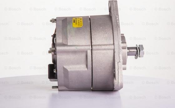 BOSCH 9 120 080 181 - Alternatore www.autoricambit.com