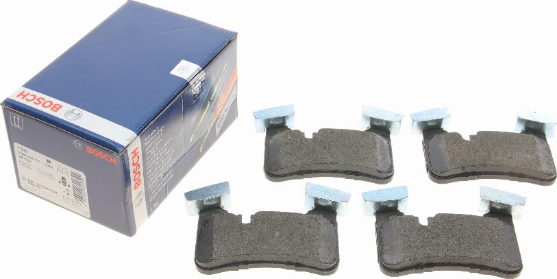 BOSCH 0 986 494 411 - Kit pastiglie freno, Freno a disco www.autoricambit.com