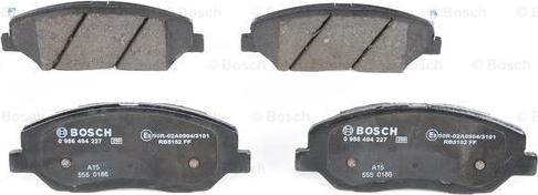 BOSCH 0 986 494 227 - Kit pastiglie freno, Freno a disco www.autoricambit.com