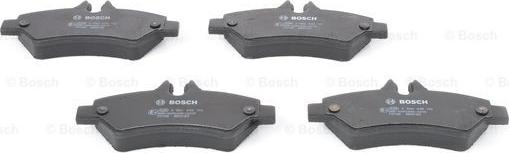 BOSCH 0 986 495 100 - Kit pastiglie freno, Freno a disco www.autoricambit.com