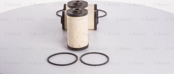 BOSCH 0 986 450 704 - Filtro carburante www.autoricambit.com