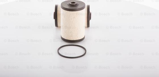 BOSCH 0 986 450 702 - Filtro carburante www.autoricambit.com