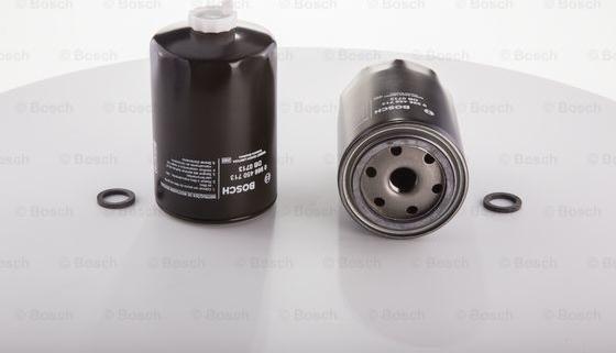 BOSCH 0 986 450 713 - Filtro carburante www.autoricambit.com