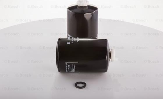 BOSCH 0 986 450 713 - Filtro carburante www.autoricambit.com