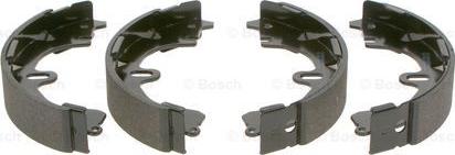 BOSCH 0 986 487 422 - Kit freno, freni a tamburo www.autoricambit.com