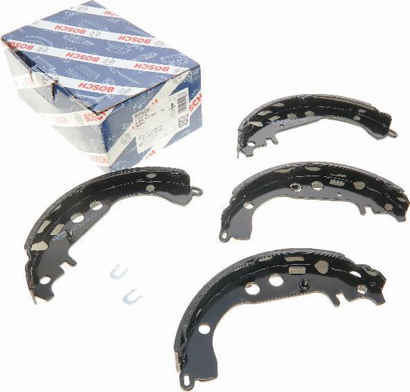 BOSCH 0 986 487 589 - Kit freno, freni a tamburo www.autoricambit.com