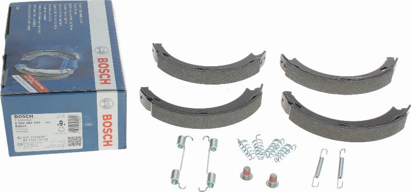 BOSCH 0 986 487 582 - Kit ganasce, Freno stazionamento www.autoricambit.com