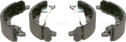 BOSCH 0 986 487 536 - Kit freno, freni a tamburo www.autoricambit.com