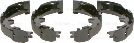 BOSCH 0 986 487 615 - Kit ganasce, Freno stazionamento www.autoricambit.com