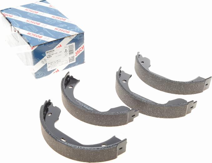 BOSCH 0 986 487 625 - Kit ganasce, Freno stazionamento www.autoricambit.com