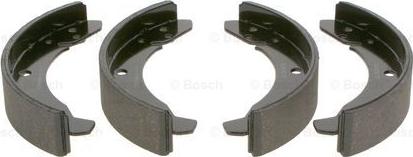 BOSCH 0 986 487 099 - Kit freno, freni a tamburo www.autoricambit.com