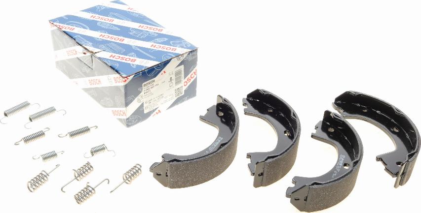 BOSCH 0 986 487 751 - Kit ganasce, Freno stazionamento www.autoricambit.com