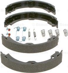 BOSCH 0 986 487 725 - Kit ganasce, Freno stazionamento www.autoricambit.com