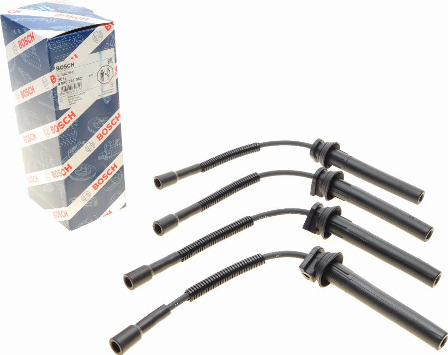 BOSCH 0 986 357 052 - Kit cavi accensione www.autoricambit.com