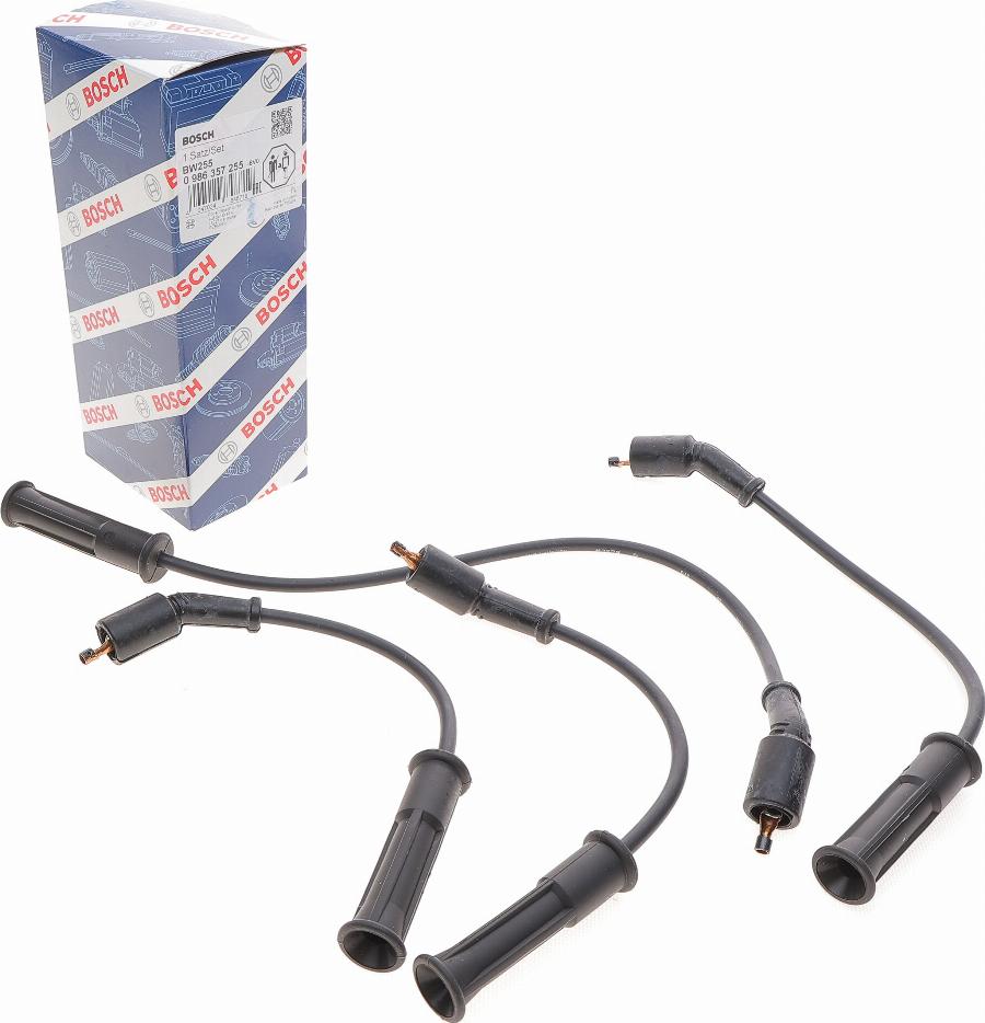 BOSCH 0 986 357 255 - Kit cavi accensione www.autoricambit.com