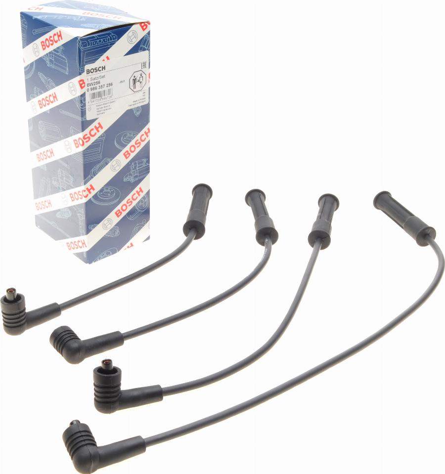 BOSCH 0 986 357 256 - Kit cavi accensione www.autoricambit.com