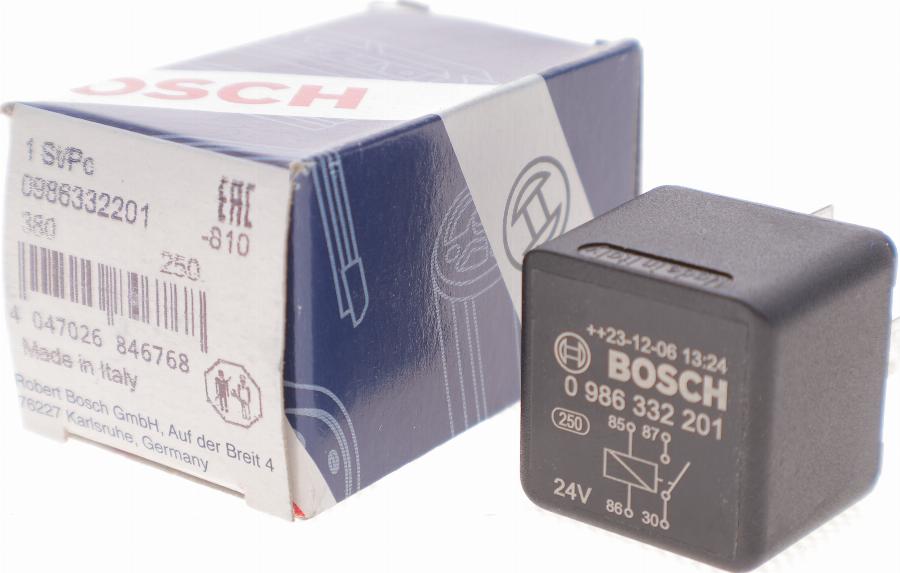 BOSCH 0986332201 - Relè www.autoricambit.com