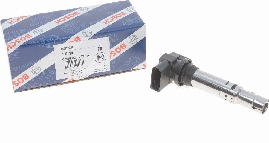 BOSCH 0 986 221 023 - Bobina d'accensione www.autoricambit.com