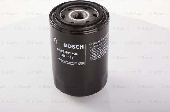 BOSCH 0 986 B01 025 - Filtro olio www.autoricambit.com