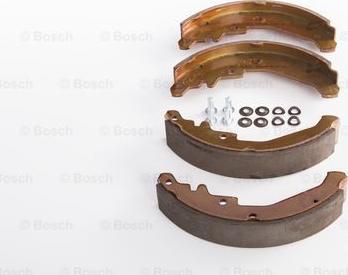 BOSCH 0 986 BB3 516 - Kit freno, freni a tamburo www.autoricambit.com