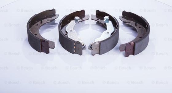 BOSCH 0 986 BB3 537 - Kit freno, freni a tamburo www.autoricambit.com