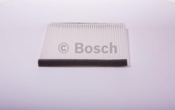 BOSCH 0 986 BF0 593 - Filtro, Aria abitacolo www.autoricambit.com