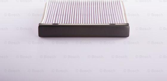 BOSCH 0 986 BF0 557 - Filtro, Aria abitacolo www.autoricambit.com