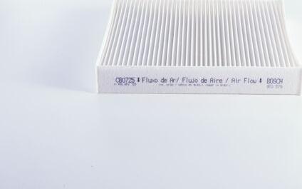 BOSCH 0 986 BF0 725 - Filtro, Aria abitacolo www.autoricambit.com