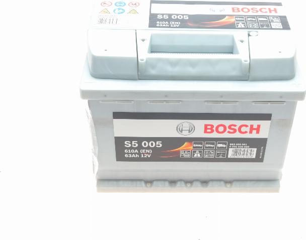 BOSCH 0 092 S50 050 - Batteria avviamento www.autoricambit.com