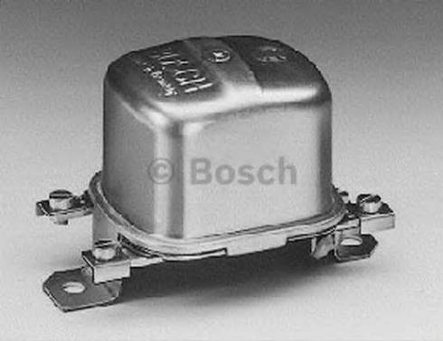 BOSCH 0 190 215 031 - Regolatore di tensione del generatore www.autoricambit.com