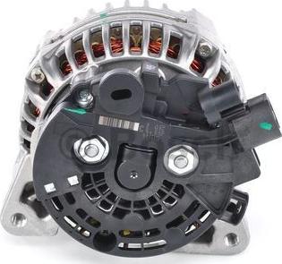 BOSCH 0 124 615 027 - Alternatore www.autoricambit.com