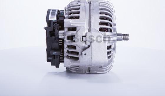 BOSCH 0 124 625 030 - Alternatore www.autoricambit.com