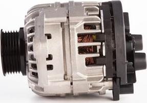 BOSCH 0 124 215 001 - Alternatore www.autoricambit.com