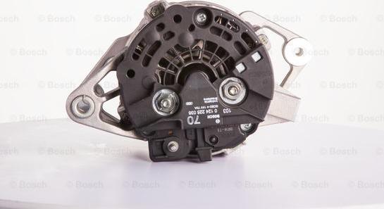 BOSCH 0 124 225 036 - Alternatore www.autoricambit.com