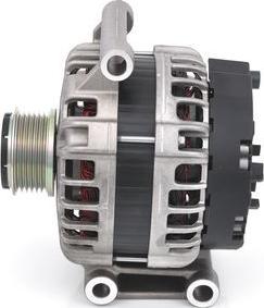 BOSCH 0 125 811 083 - Alternatore www.autoricambit.com