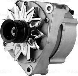 BOSCH 0 120 469 947 - Alternatore www.autoricambit.com