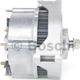 BOSCH 0 120 468 066 - Alternatore www.autoricambit.com