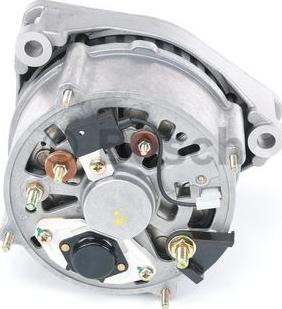 BOSCH 0 120 468 066 - Alternatore www.autoricambit.com