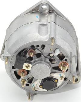 BOSCH 0 120 468 107 - Alternatore www.autoricambit.com