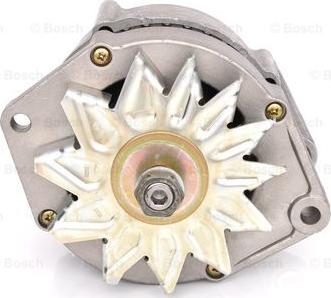 BOSCH 0 120 468 124 - Alternatore www.autoricambit.com