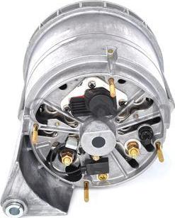 BOSCH 0 120 689 543 - Alternatore www.autoricambit.com