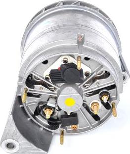 BOSCH 0 120 689 587 - Alternatore www.autoricambit.com