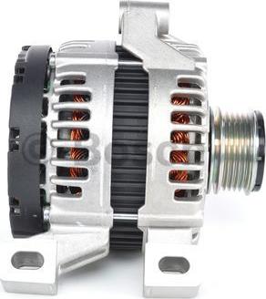 BOSCH 0 121 615 114 - Alternatore www.autoricambit.com