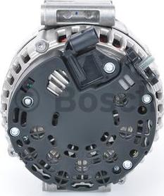 BOSCH 0 121 813 106 - Alternatore www.autoricambit.com