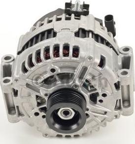 BOSCH 0 121 813 101 - Alternatore www.autoricambit.com