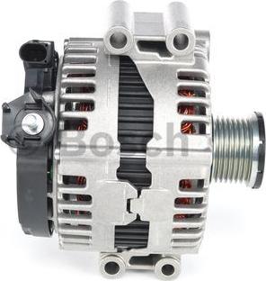 BOSCH 0121715018 - Alternatore www.autoricambit.com