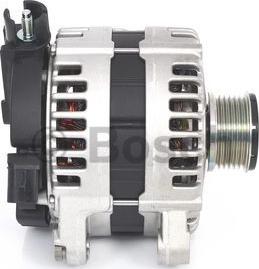 BOSCH 0 121 715 024 - Alternatore www.autoricambit.com