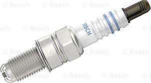 BOSCH 0 241 145 505 - Candela accensione www.autoricambit.com