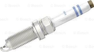 BOSCH 0 241 140 537 - Candela accensione www.autoricambit.com