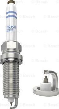 BOSCH 0 241 140 522 - Candela accensione www.autoricambit.com